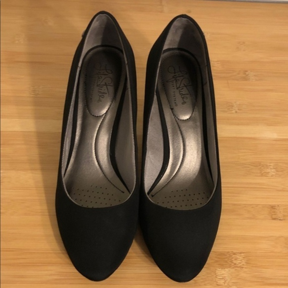 Life Stride Women's Classic black Heels Business women’s shoes women’s heels 3”